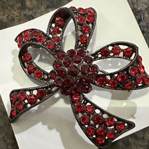Red Gemstone Bow Brooch